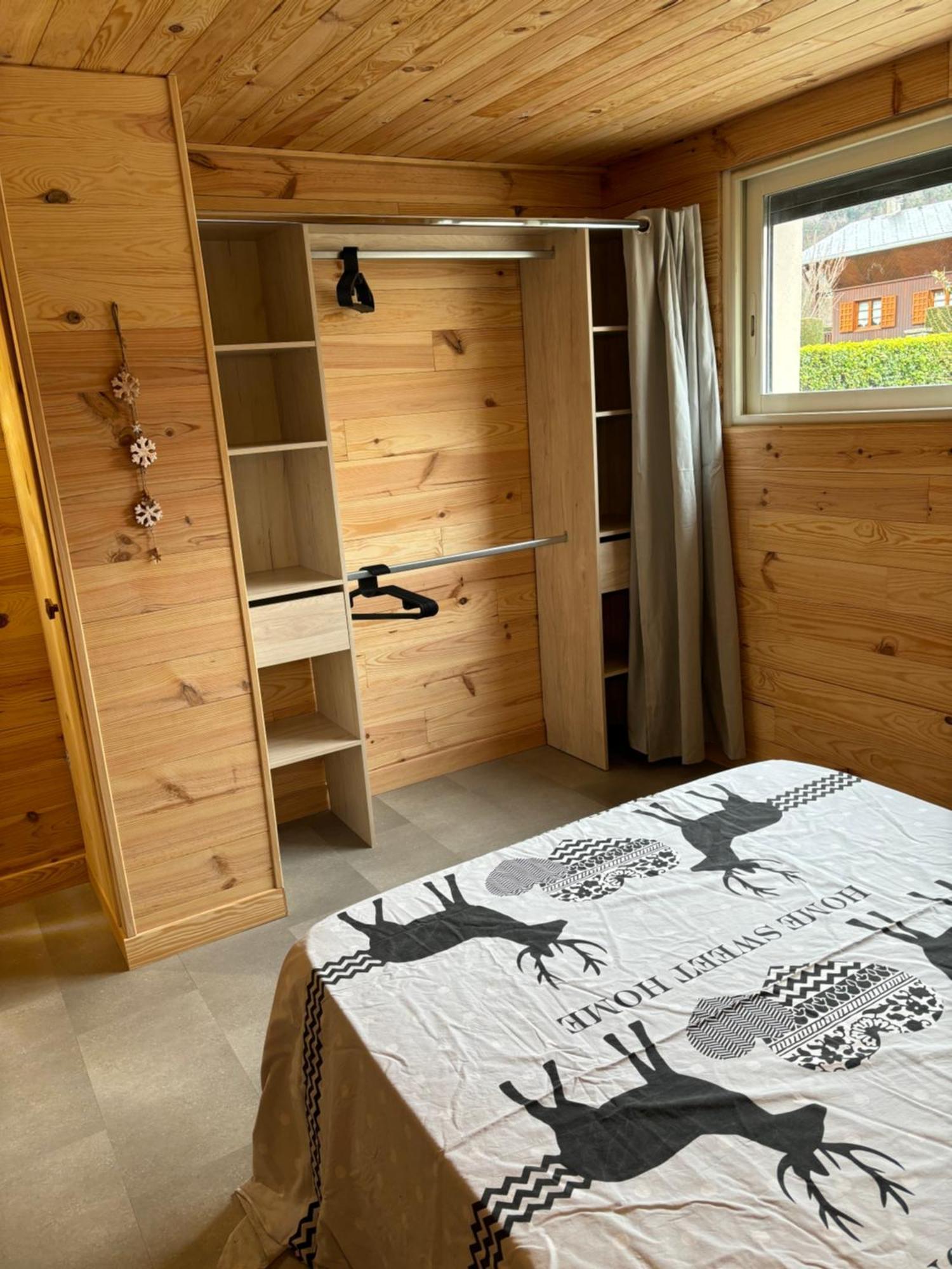 L'oursiere A Mamet Saint-Mamet